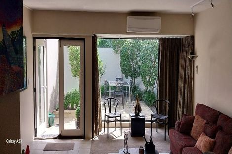 Photo of property in Highwic, 32u2 Hobson Street, Thorndon, Wellington, 6011