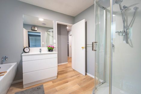 Photo of property in 67 Corson Avenue, Beckenham, Christchurch, 8023