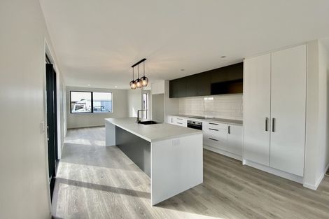 Photo of property in 14 Palmer Avenue, Glen Eden, Auckland, 0602