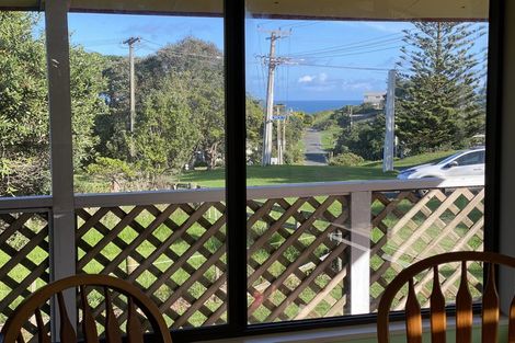 Photo of property in 5 Ripiro Drive, Baylys Beach, Dargaville, 0377