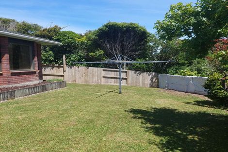 Photo of property in 17a Roy Street, Tawa, Wellington, 5028