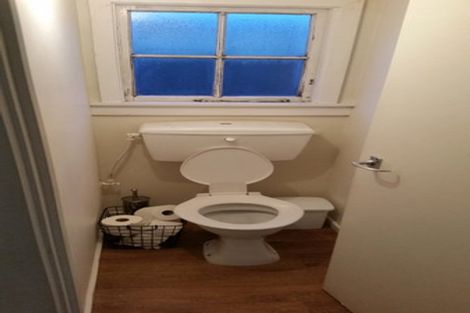 Photo of property in 90 Geraldine Street, Edgeware, Christchurch, 8013