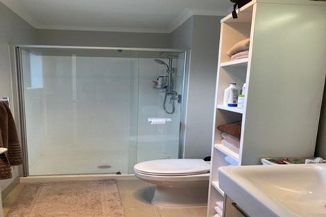 Photo of property in 9 Hirimate Place, Flat Bush, Auckland, 2019