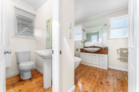 Photo of property in 146 Pooks Road, Swanson, Auckland, 0612