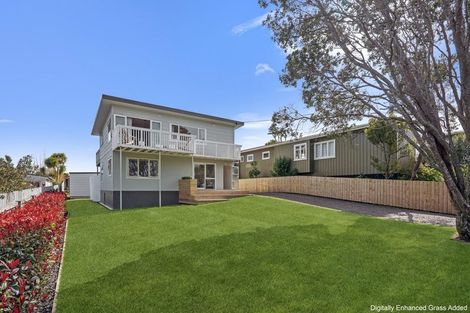 Photo of property in 8 James Mcleod Road, Shelly Beach, Helensville, 0874