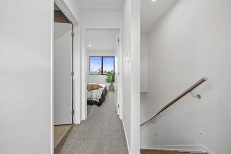 Photo of property in 2/4 Glenburn Road, Hobsonville, Auckland, 0616