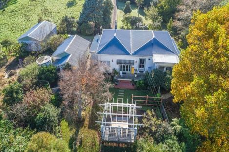 Photo of property in 326 Heatherlea Road East, Levin, 5571