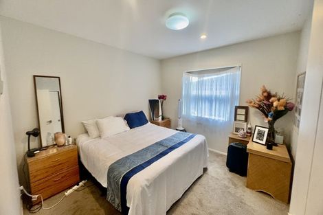 Photo of property in 240 Sturges Road, Henderson, Auckland, 0612