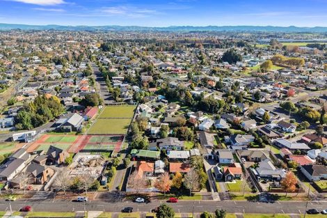 Photo of property in 15 Hobson Street, Maeroa, Hamilton, 3200