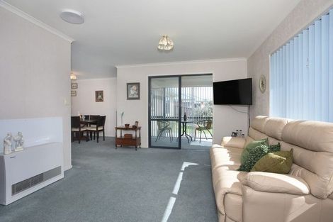 Photo of property in 92 Warwick Street, Feilding, 4702