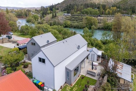 Photo of property in 21 Sunderland Street, Clyde, 9330