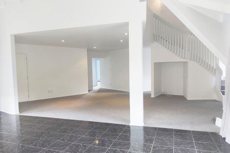 Photo of property in 41 Hewlett Road, Massey, Auckland, 0614