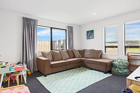 Photo of property in 156 Faringdon Boulevard, Rolleston, 7615