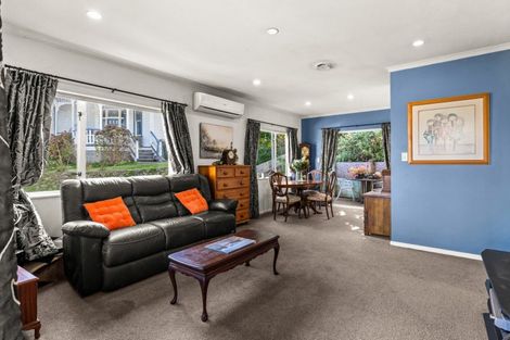 Photo of property in 32 France Road, Bluff Hill, Napier, 4110
