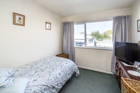 Photo of property in 73 Kempton Street, Greytown, 5712