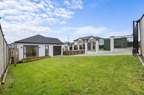 Photo of property in 57 Drumbuoy Drive, Flat Bush, Auckland, 2019