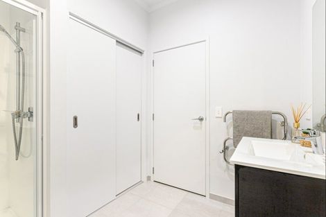 Photo of property in 2 Sacred Kingfisher Road, Hobsonville, Auckland, 0616