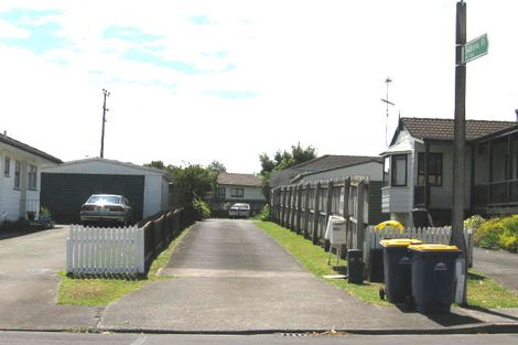 Photo of property in 93b Santiago Crescent, Unsworth Heights, Auckland, 0632