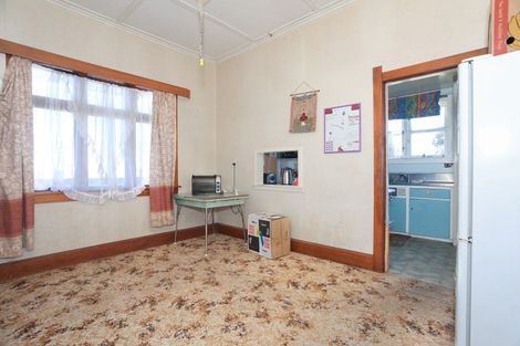 Photo of property in 42 Stewart Street, Marton, 4710