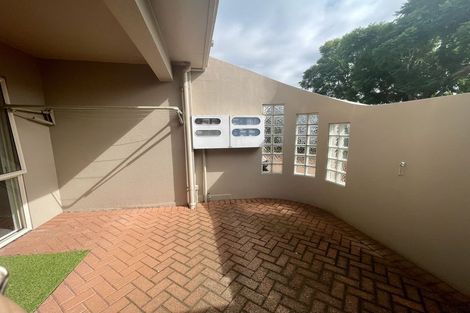 Photo of property in 2/28 Third Avenue, Tauranga, 3110