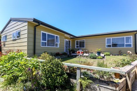 Photo of property in 11 Puketotara Street, Highlands Park, New Plymouth, 4312