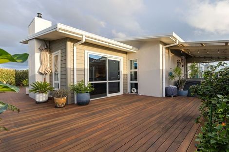 Photo of property in 3 Silicon Way, Fitzherbert, Palmerston North, 4410
