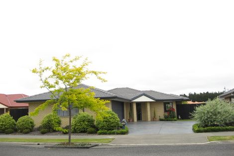 Photo of property in 11 Mahuri Street, Parklands, Christchurch, 8083