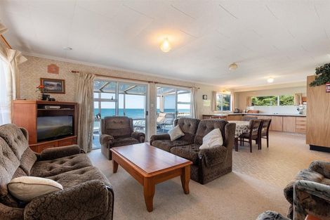 Photo of property in 503 Pukehina Parade, Pukehina, Te Puke, 3189