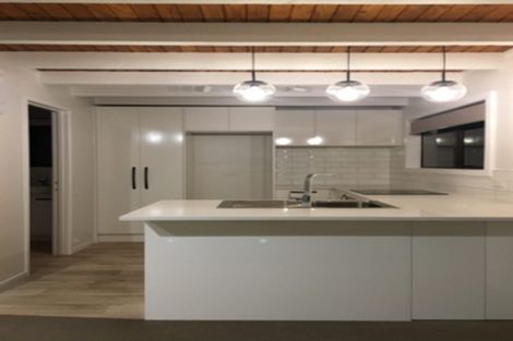 Photo of property in 1/11 Taipari Road, Te Atatu Peninsula, Auckland, 0610