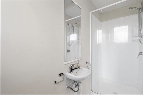 Photo of property in 32 Kevale Place, Manurewa, Auckland, 2102