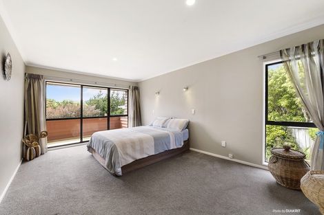 Photo of property in 14 Longmont Terrace, Churton Park, Wellington, 6037