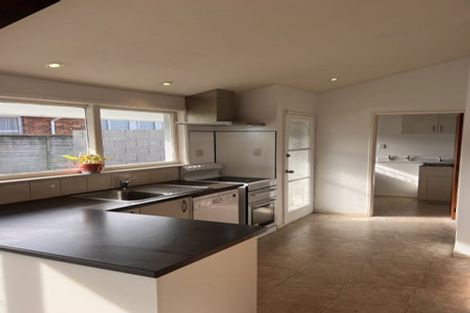 Photo of property in 28 Michael Avenue, Dinsdale, Hamilton, 3204