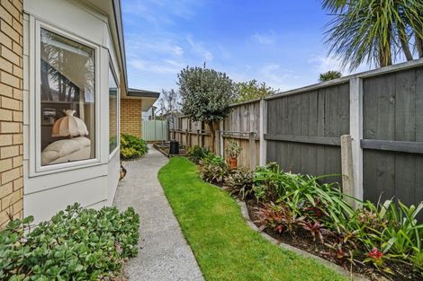 Photo of property in 216b Ngatai Road, Otumoetai, Tauranga, 3110
