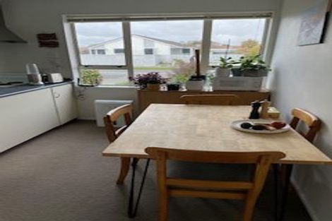 Photo of property in 25 Prestons Road, Redwood, Christchurch, 8051