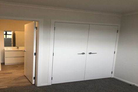 Photo of property in 27u2 Seddon Road, Frankton, Hamilton, 3204