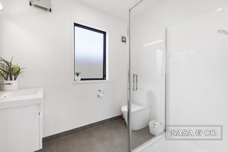 Photo of property in 17c Cessna Crescent, Mangere, Auckland, 2022