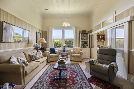 Photo of property in 47 Patu-kukupa Street, Manaia, 4612