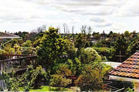 Photo of property in 83 Daffodil Street, Titirangi, Auckland, 0604