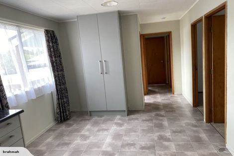 Photo of property in 16 Penfold Place, Henderson, Auckland, 0610