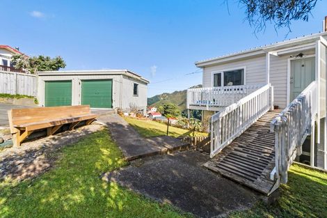 Photo of property in 11b Clinton Way, Kingston, Wellington, 6021