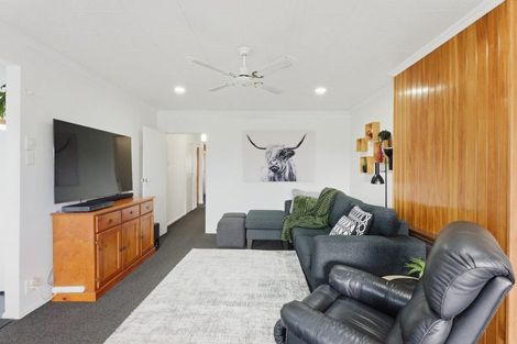 Photo of property in 327 Carrington Street, Vogeltown, New Plymouth, 4310