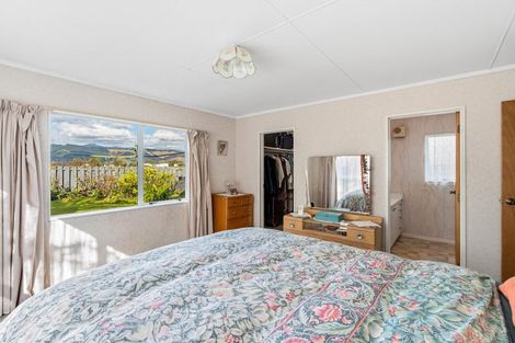 Photo of property in 10 Aitchison Place, Levin, 5510