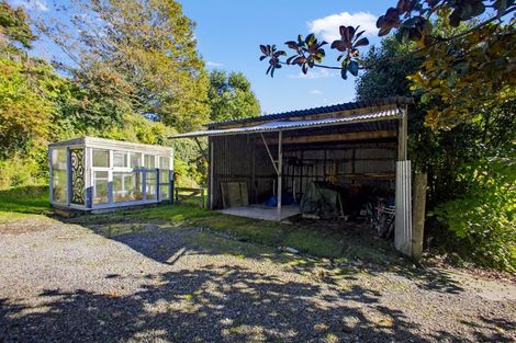 Photo of property in 822 Motukawa Road, Tarata, Inglewood, 4387