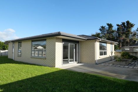 Photo of property in 94 Mazengarb Road, Paraparaumu Beach, Paraparaumu, 5032