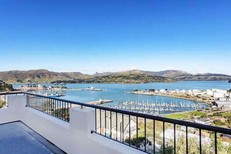 Photo of property in 16 Dudley Road, Lyttelton, 8082