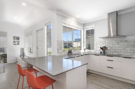 Photo of property in 34c Fourth Avenue, Tauranga, 3110