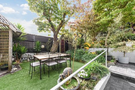 Photo of property in 13 Franklyn Street, Nelson South, Nelson, 7010