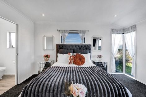 Photo of property in 28a Jules Crescent, Bell Block, New Plymouth, 4312