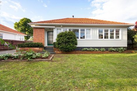 Photo of property in 71 Jellicoe Drive, Hamilton East, Hamilton, 3216