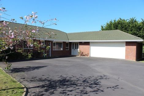 Photo of property in 38 Henson Road, Whitford, Howick, 2571